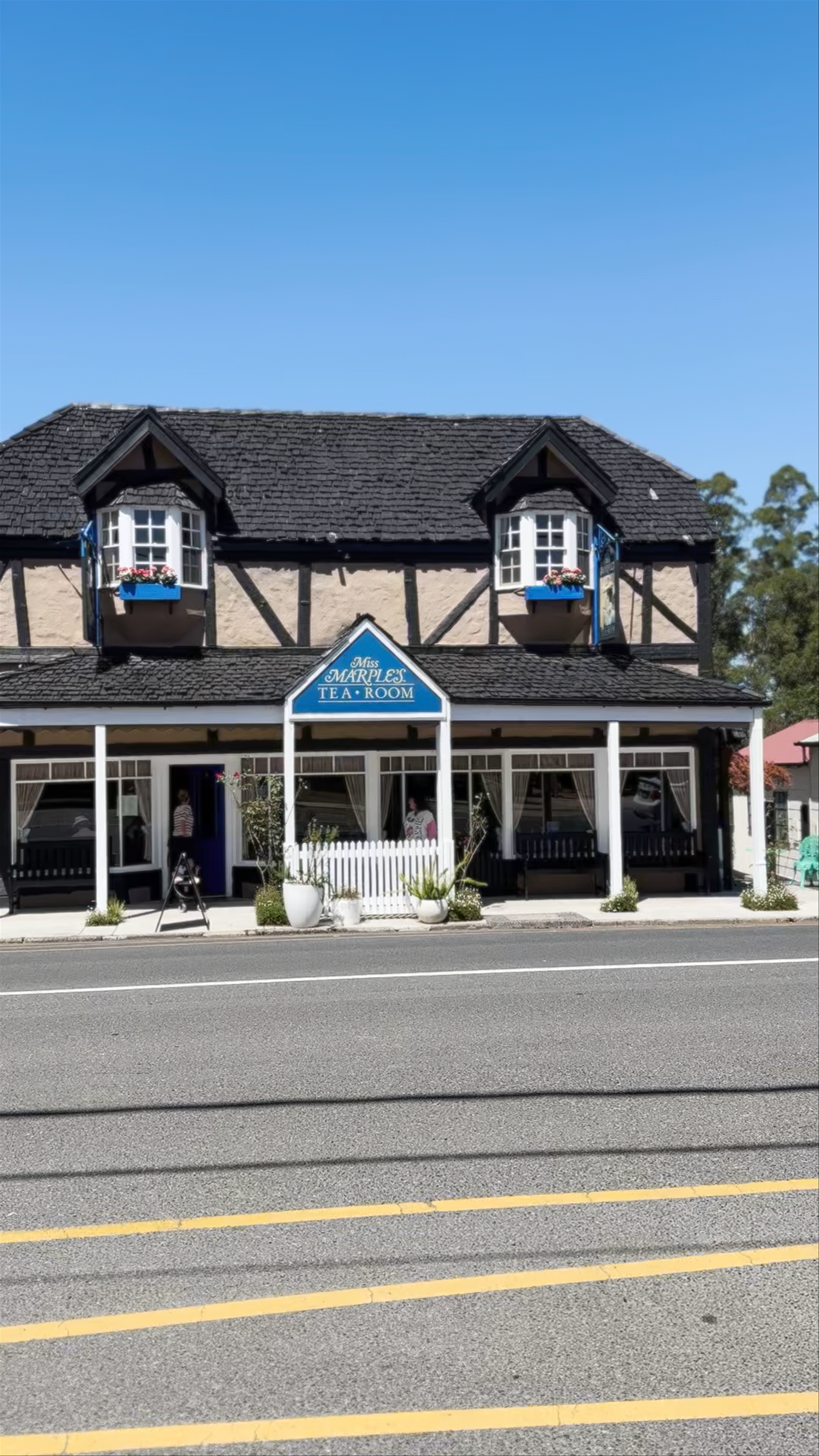 Miss Marple's Tearoom