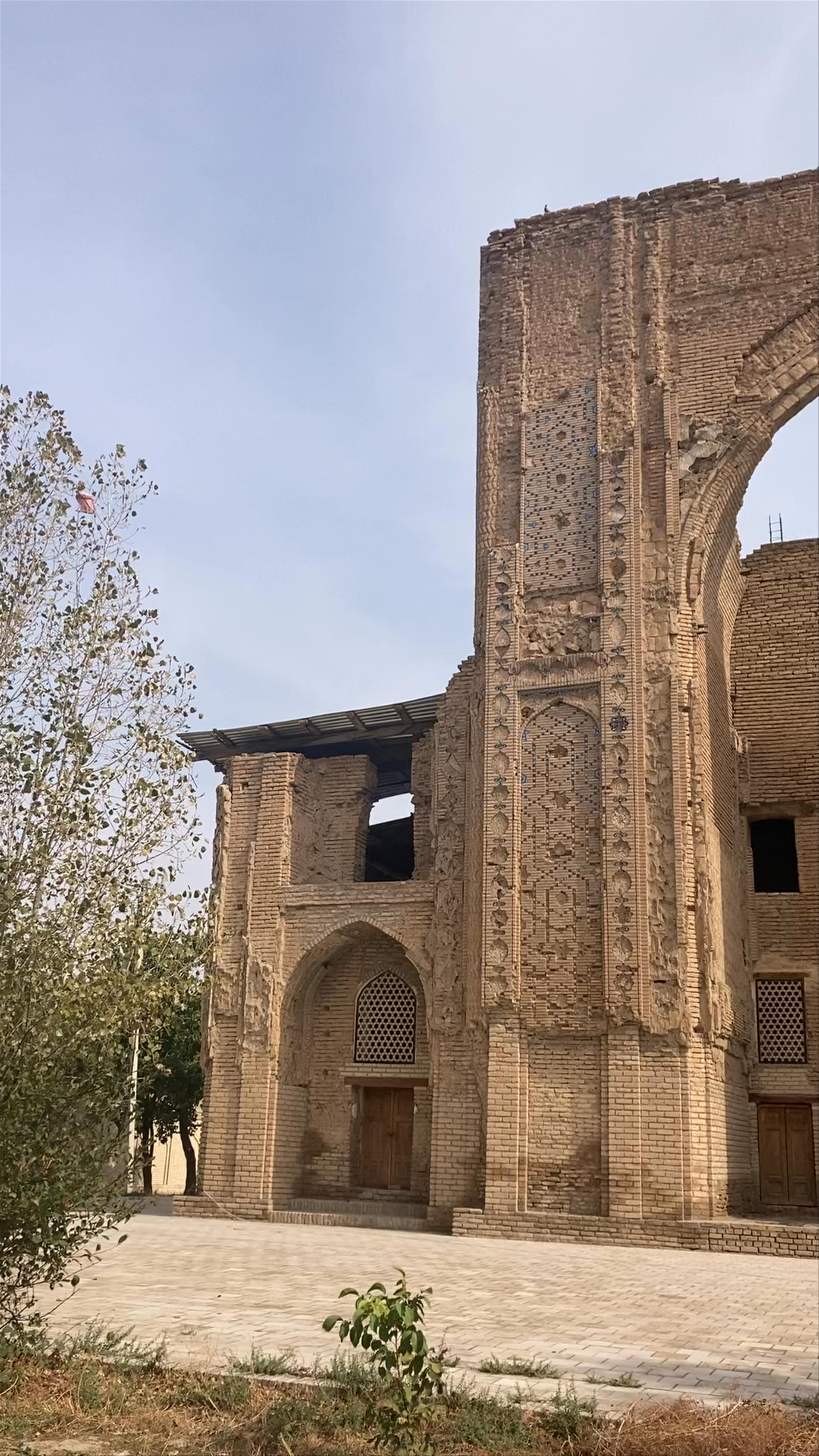 Ishratkhana Historical Site: Architectural Wonder in Samarkand
