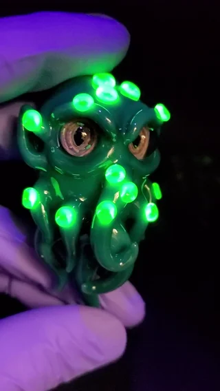 Preview pic of UV opaque aqua cthulhu