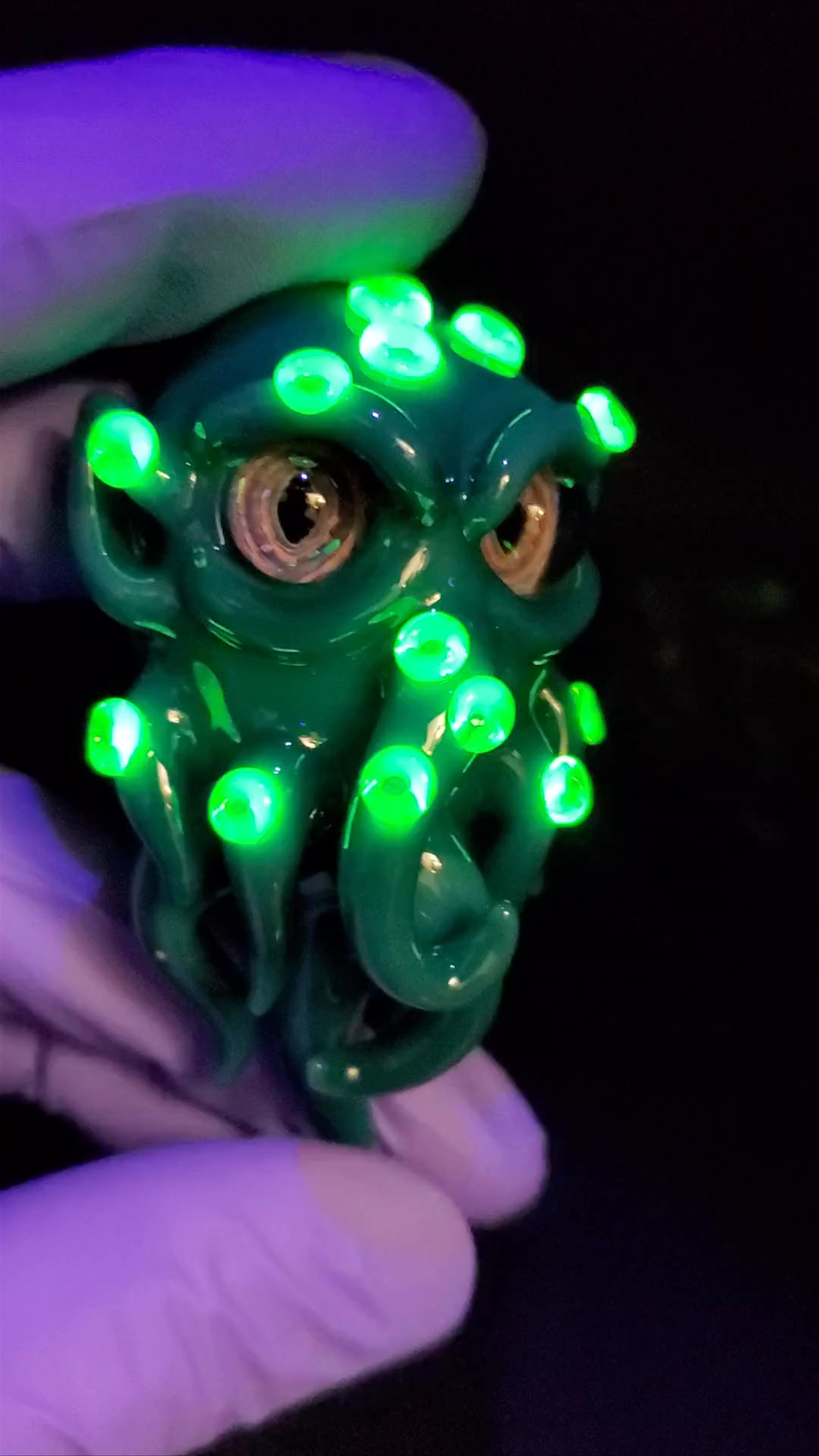 Preview pic of UV opaque aqua cthulhu