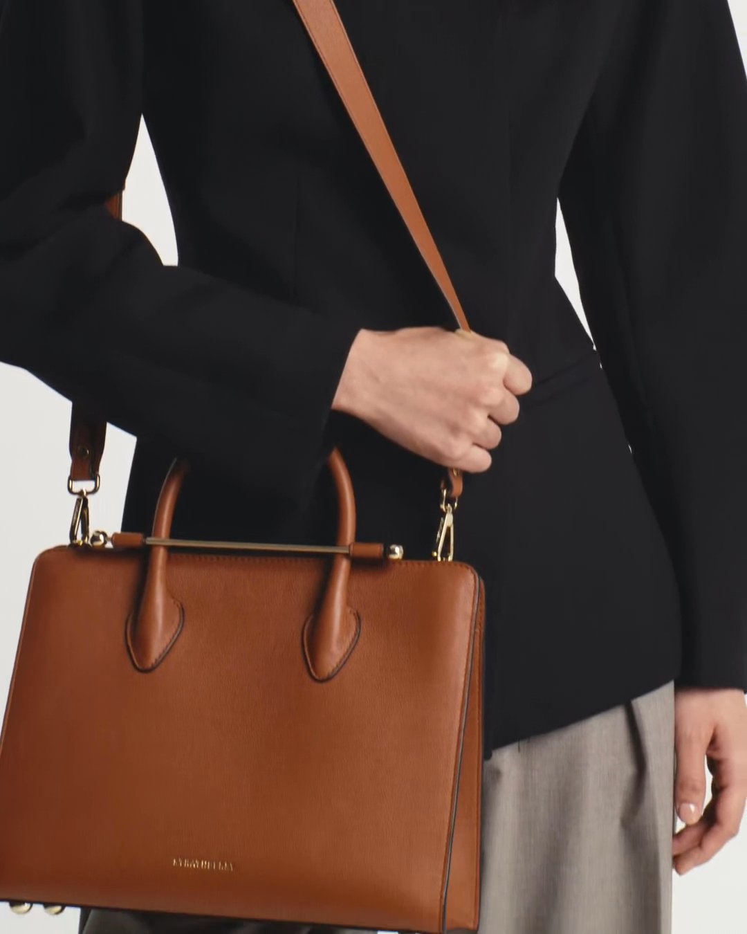 THE STRATHBERRY MIDI TOTEトートミディバッグ　ブラウン ストラスベリー - Midi Tote - トップハンドルレザートート - タン