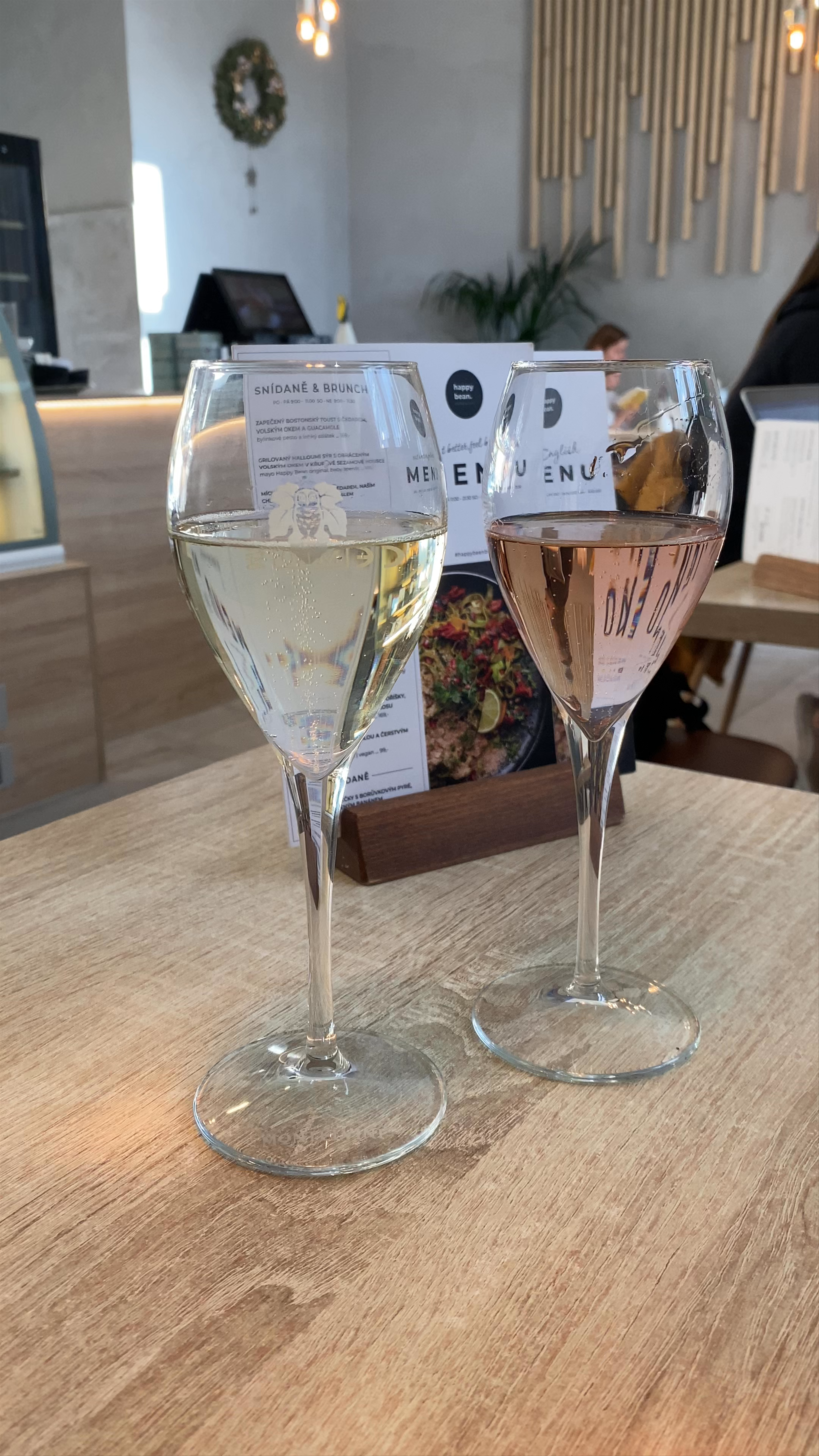 Sunny Afternoon at HAPPY BEAN Bistro & Café in Vinohrady, Prague