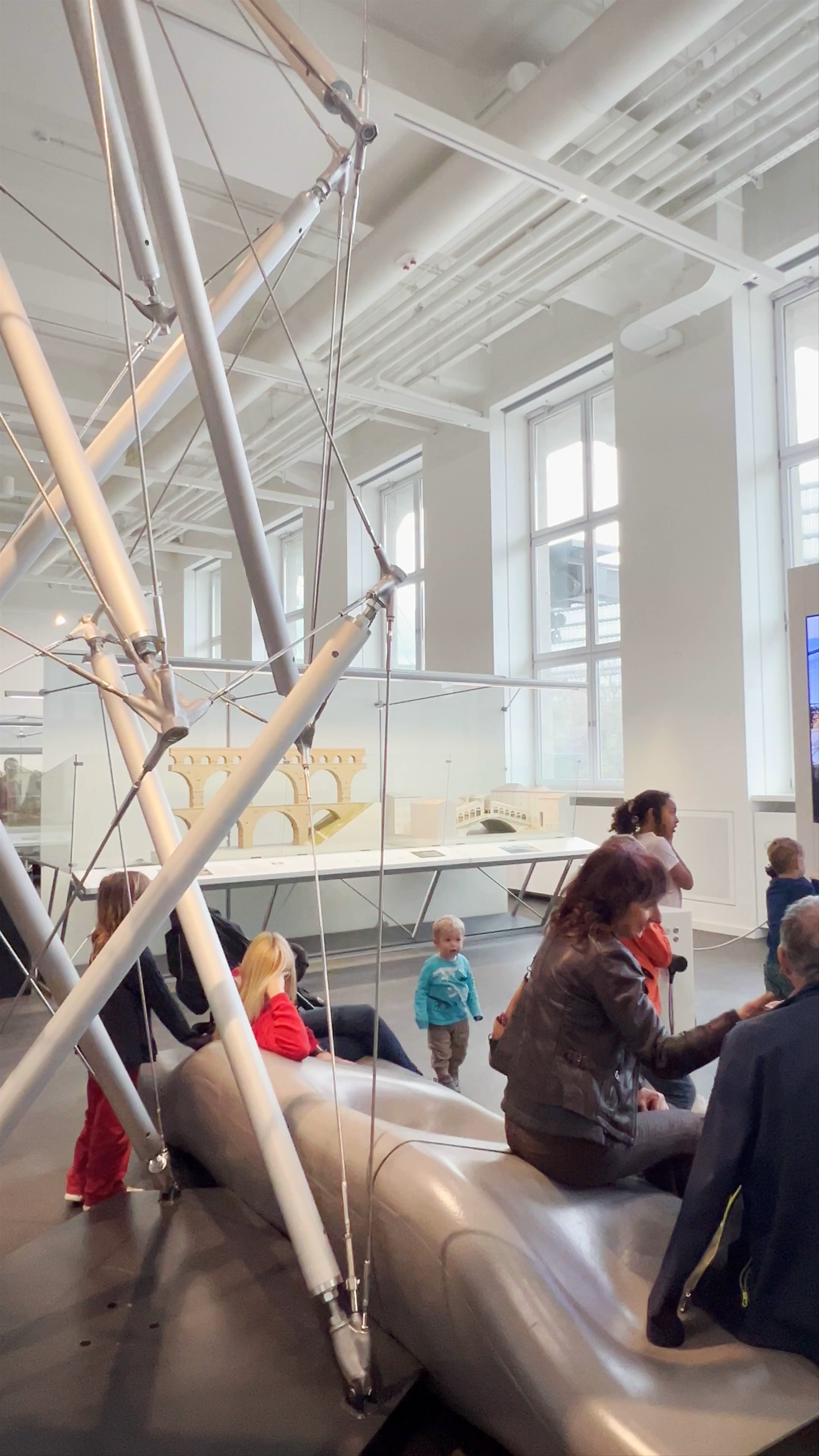 Deutsches Museum Munich: Exploring Iconic Engineering & Science Exhibits