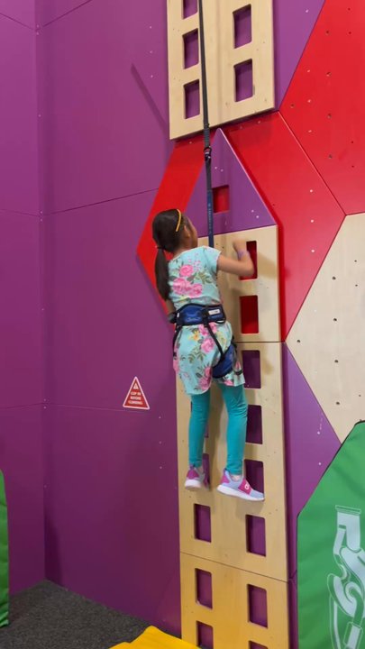 Hapik American Dream - Climbing Near Me - East Rutherford, New Jersey