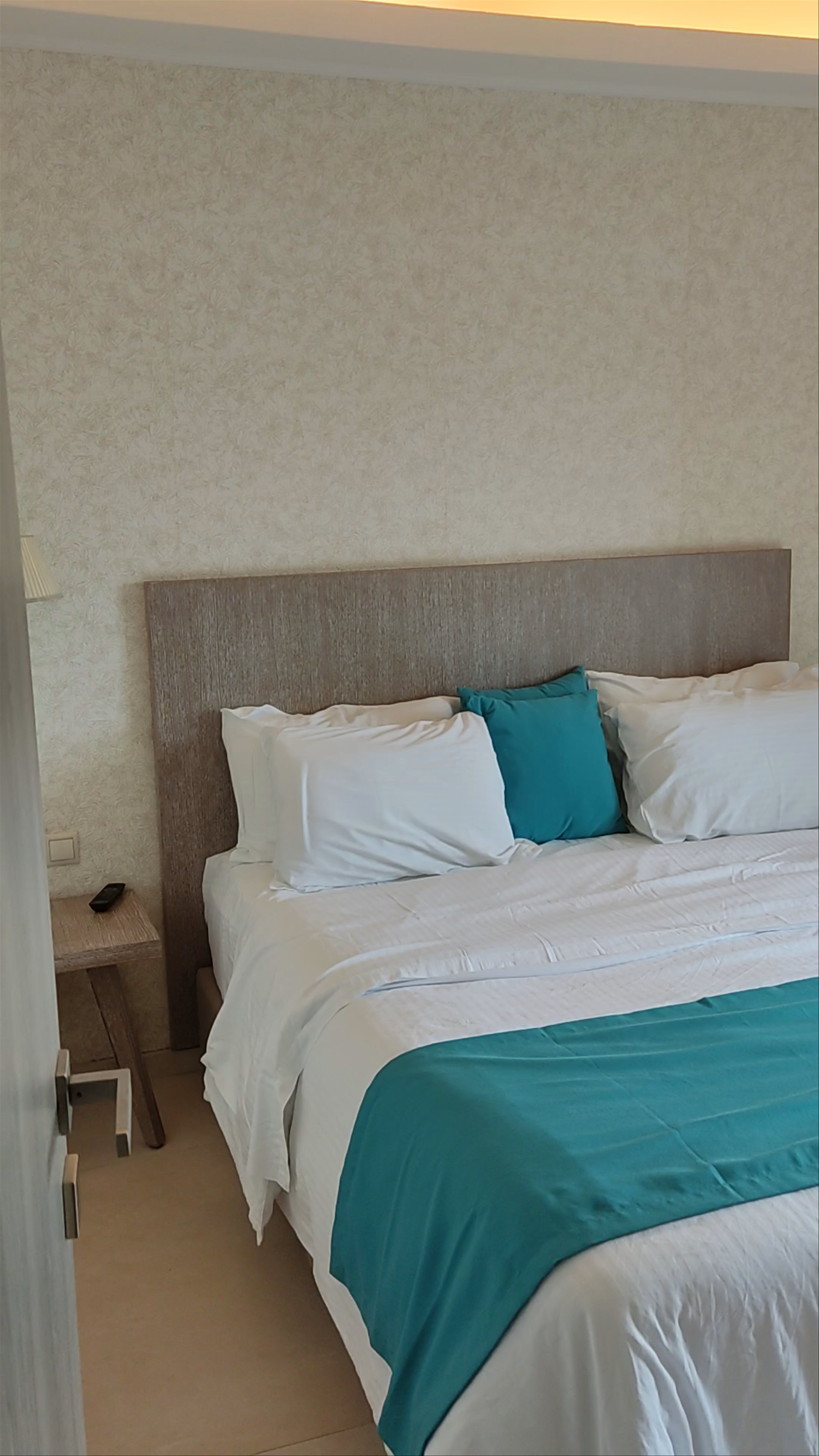 Astron Hotel