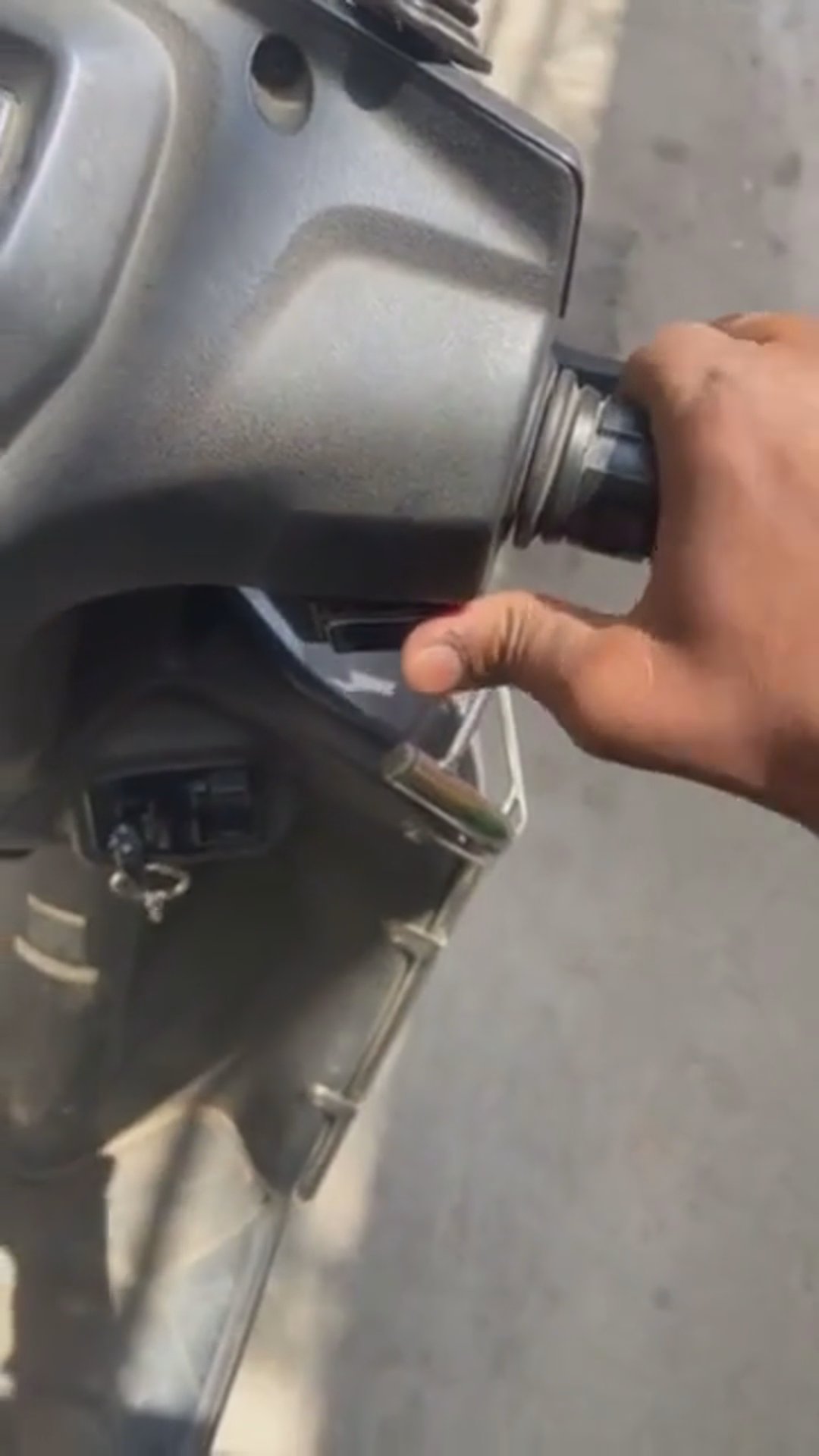 Walk-around video thumbnail