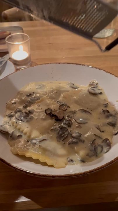 IL Nido - Shorting mushroom ravioli with truffle 5/5 - Sicilian Near Me - Sherman Oaks, California