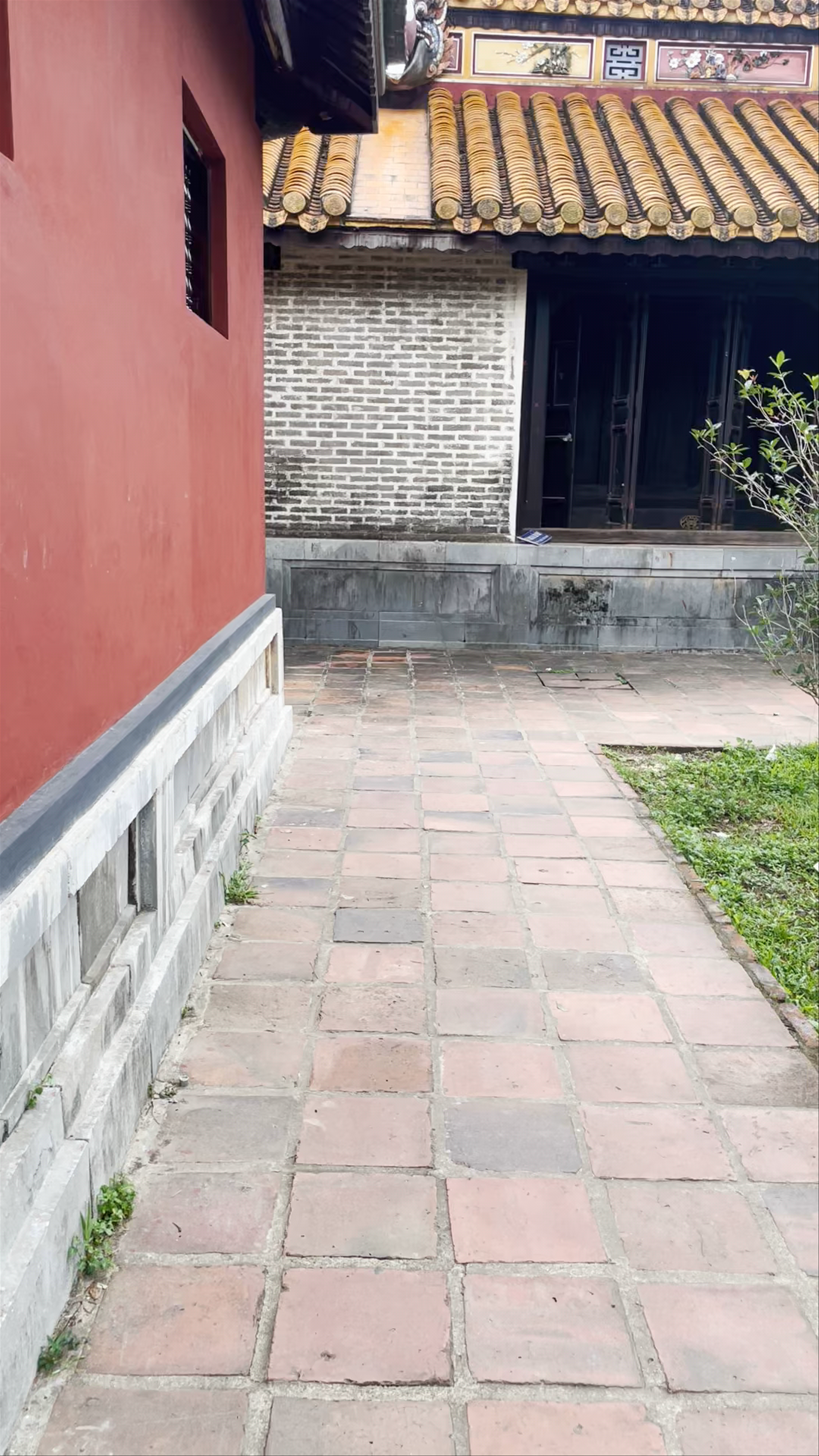Lương Khiêm Điện