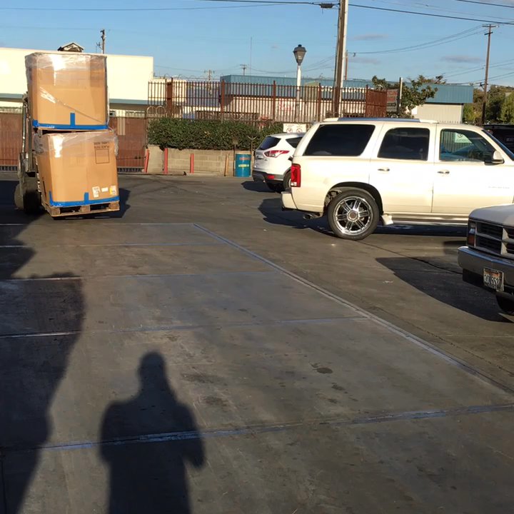 Modesto Junk Company - End of day action wrapping up at Modesto Junk Co. Recycle Center. - Recycling Center Near Me - Modesto, California