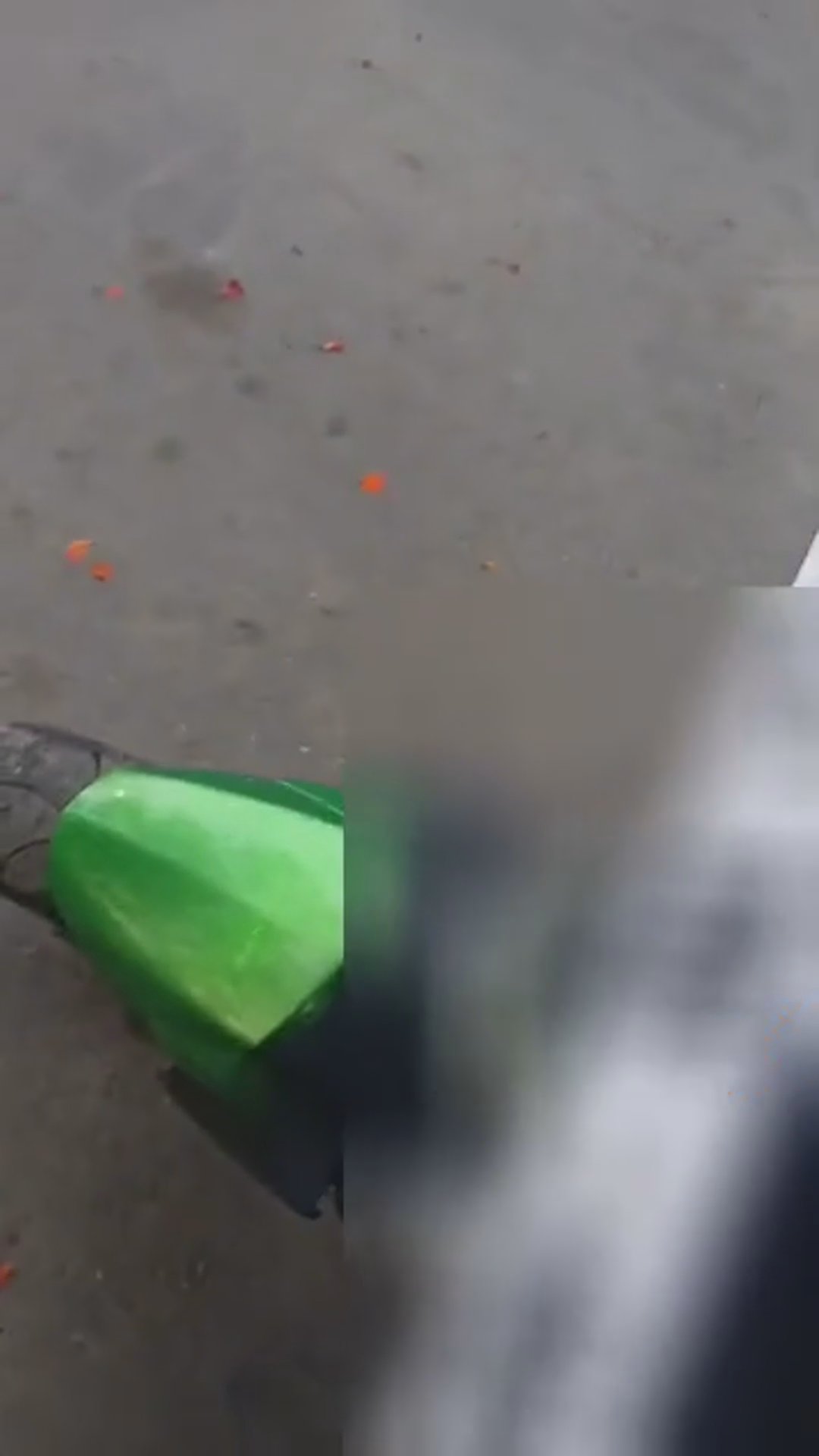 Walk-around video thumbnail
