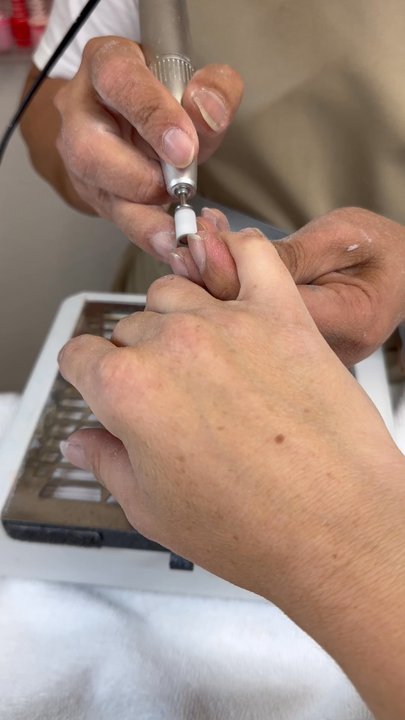 Han's Nails - Getting a fill done by the amazing Tony ! Husband and wife duo that dominate the nail industry! - Nail Salons Near Me - Sacramento, California
