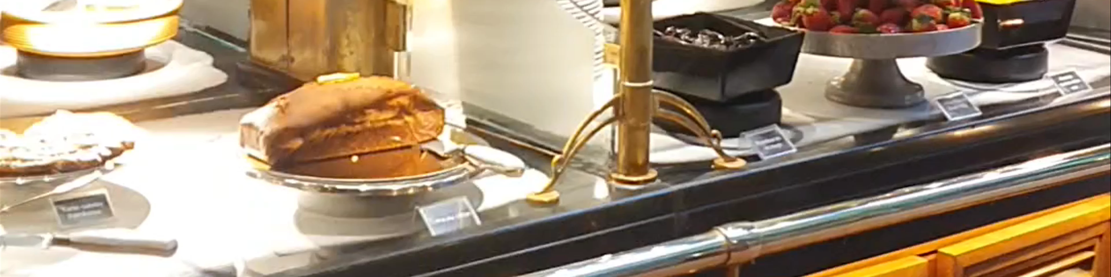 Les Grands Buffets