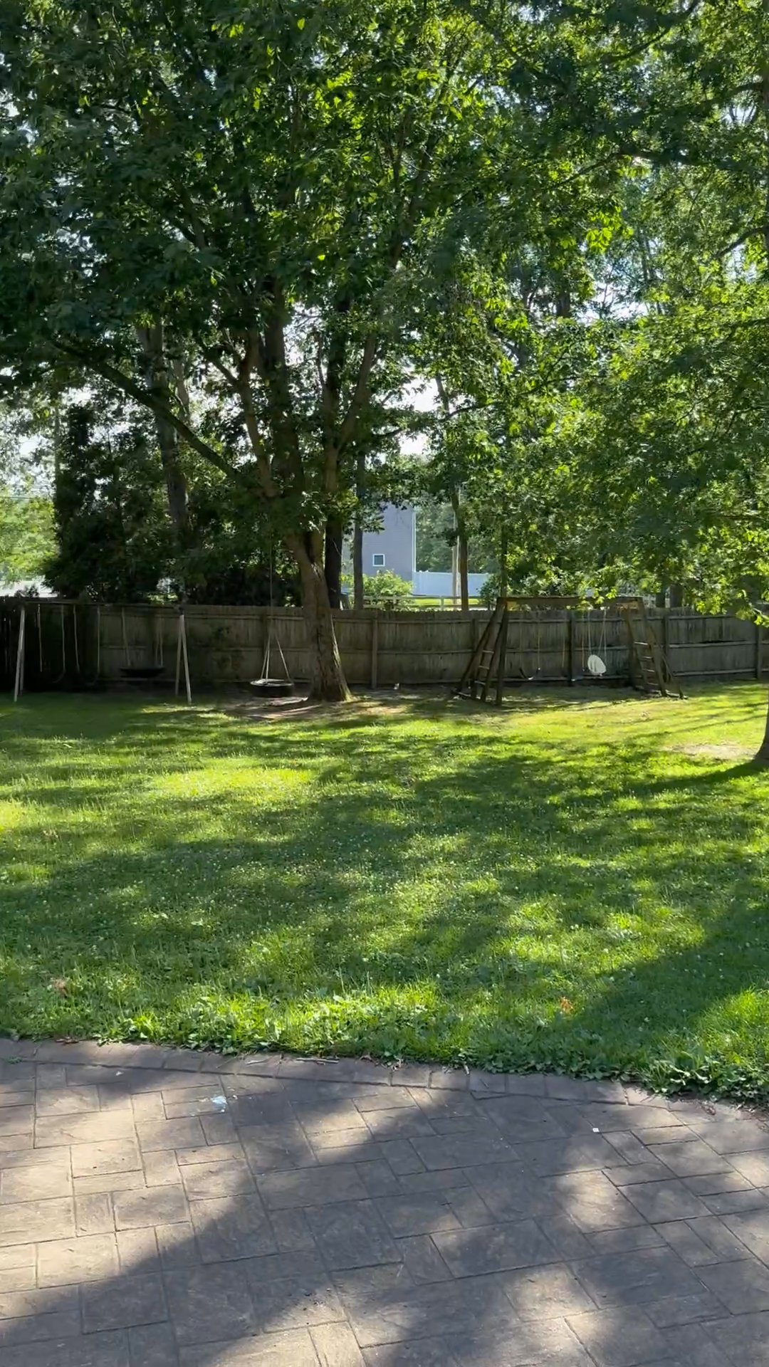 Listing photo-2