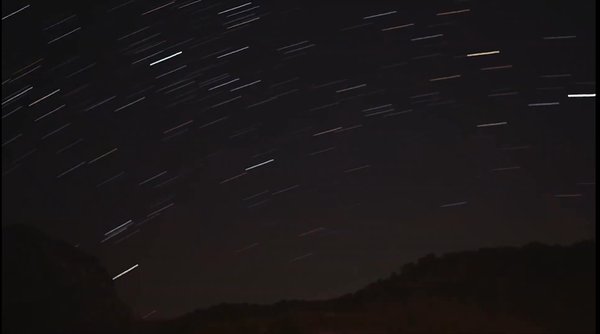 Photo of Star Trails - A visu