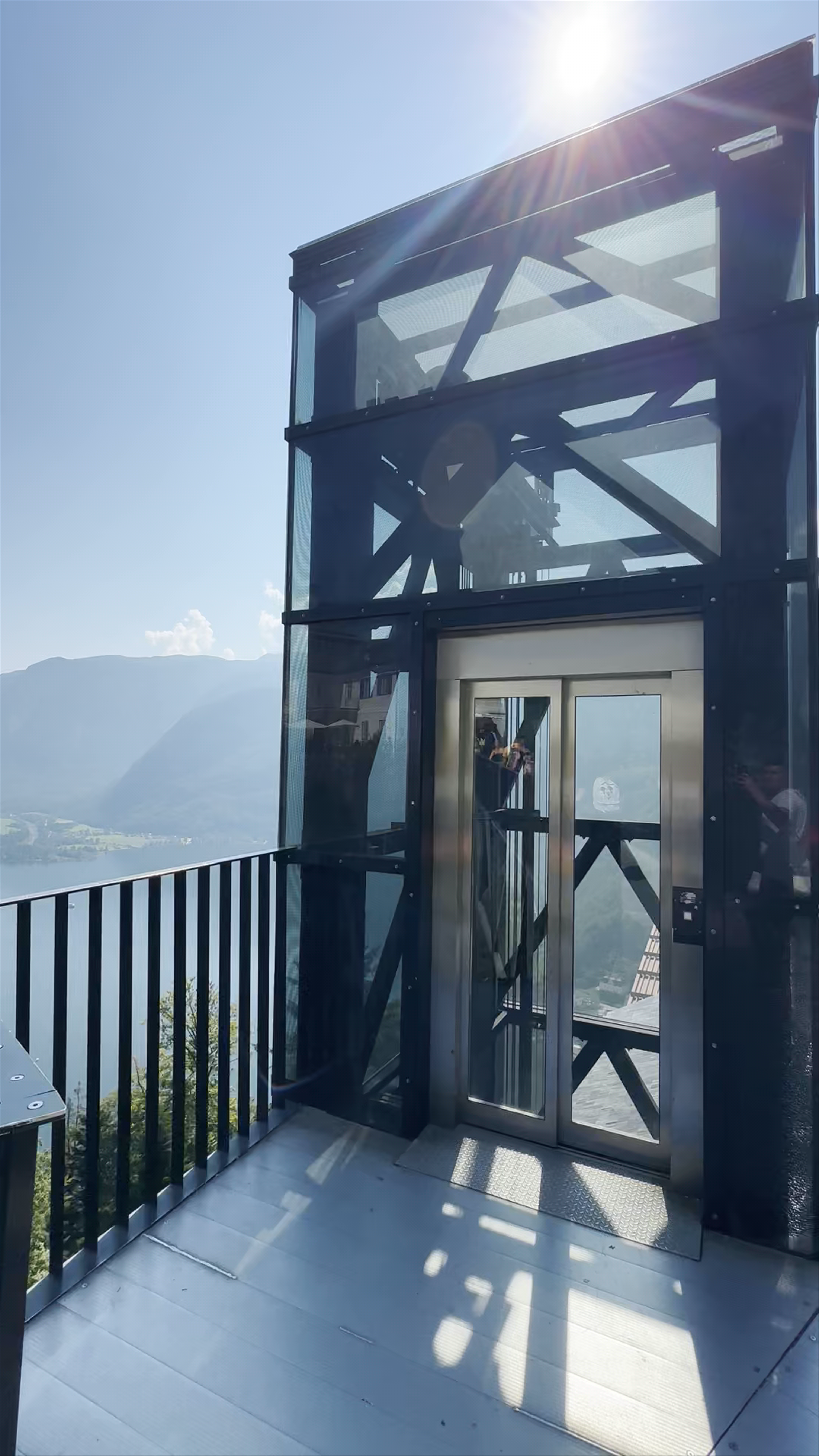 Hannes Androsch Brücke: Panoramic Views Over Hallstatt, Austria