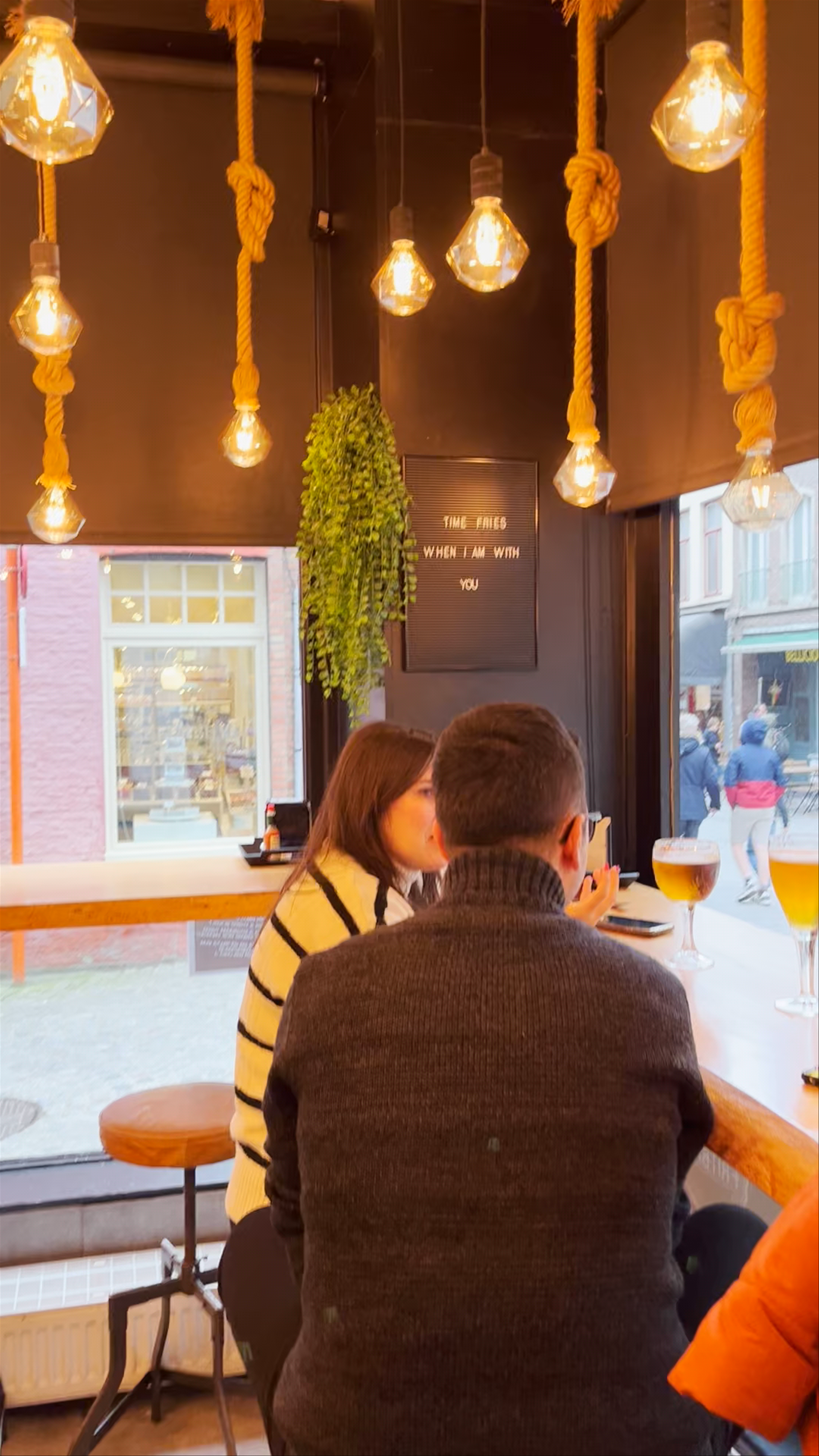 FritBar Brugge: Cozy Belgian Fries & Beer Spot