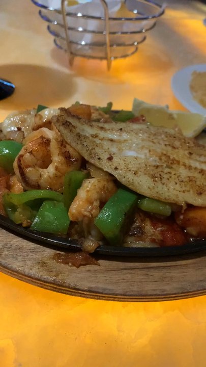 El Mazatlan - Mexican Near Me - Lincoln, Illinois