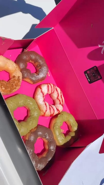 Painted Dough - Painted Dough has hands down the BEST donuts in the Coachella Valley - Donuts Near Me - Indio, California