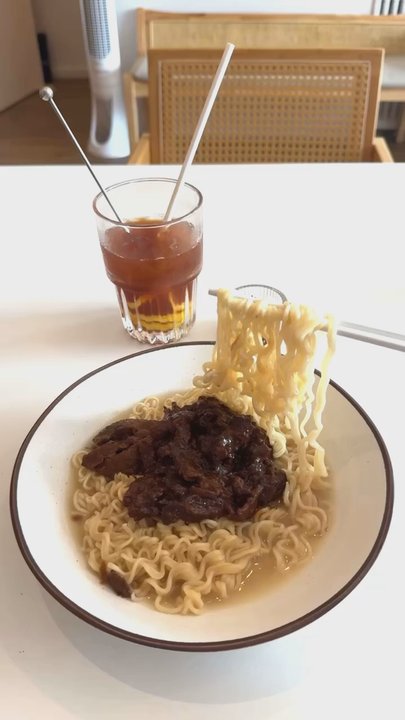 Sammi - Satay beef noodle - Breakfast & Brunch Near Me - Toronto, Ontario