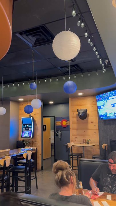 Local Landing - Not busy at all - Cocktail Bars Near Me - Monument, Colorado