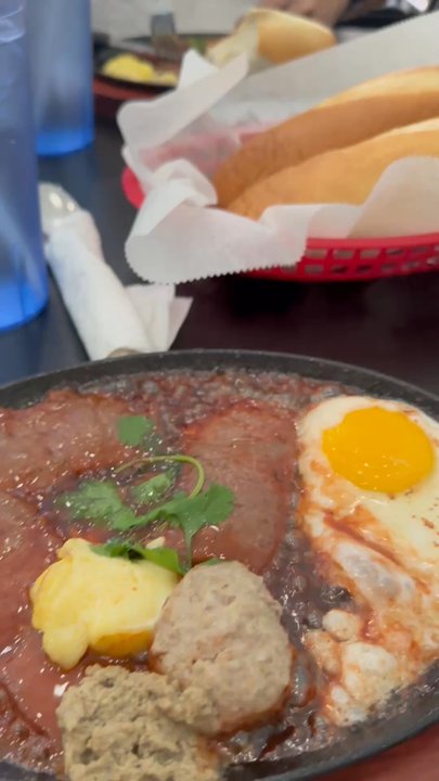 Phở Skyline - Vietnamese Near Me - Philadelphia, Pennsylvania