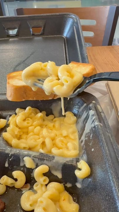 Cousin's BBQ - Drippy Mac-n-cheese! - Barbeque Near Me - Dallas, Texas