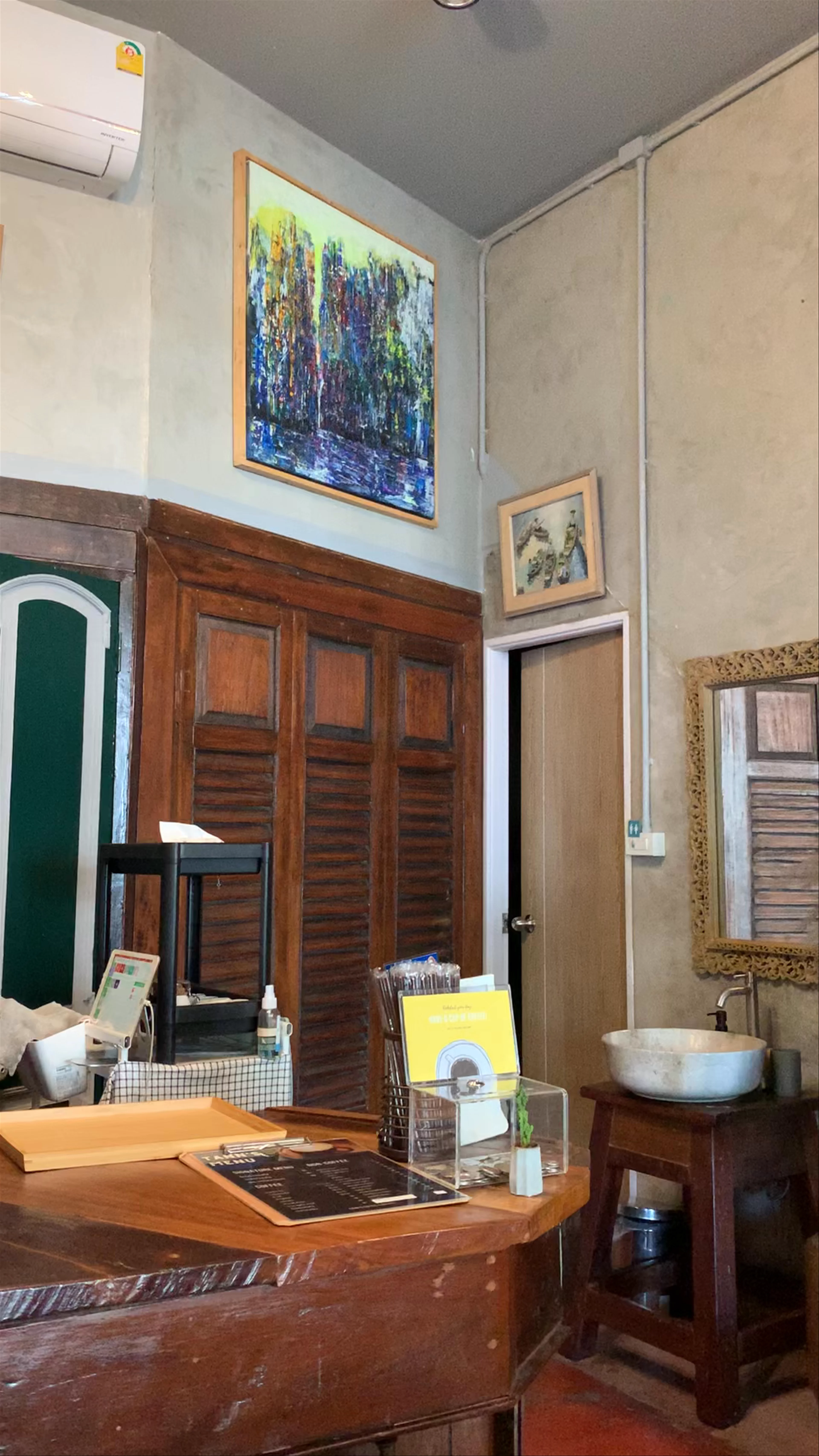 Tann's Coffee & Bakery