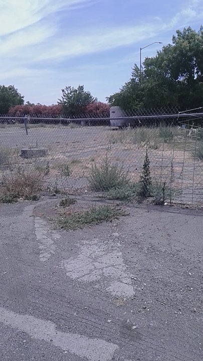 Milk Farm - Still waiting for my reservation to be called - Landmarks & Historical Buildings Near Me - Dixon, California