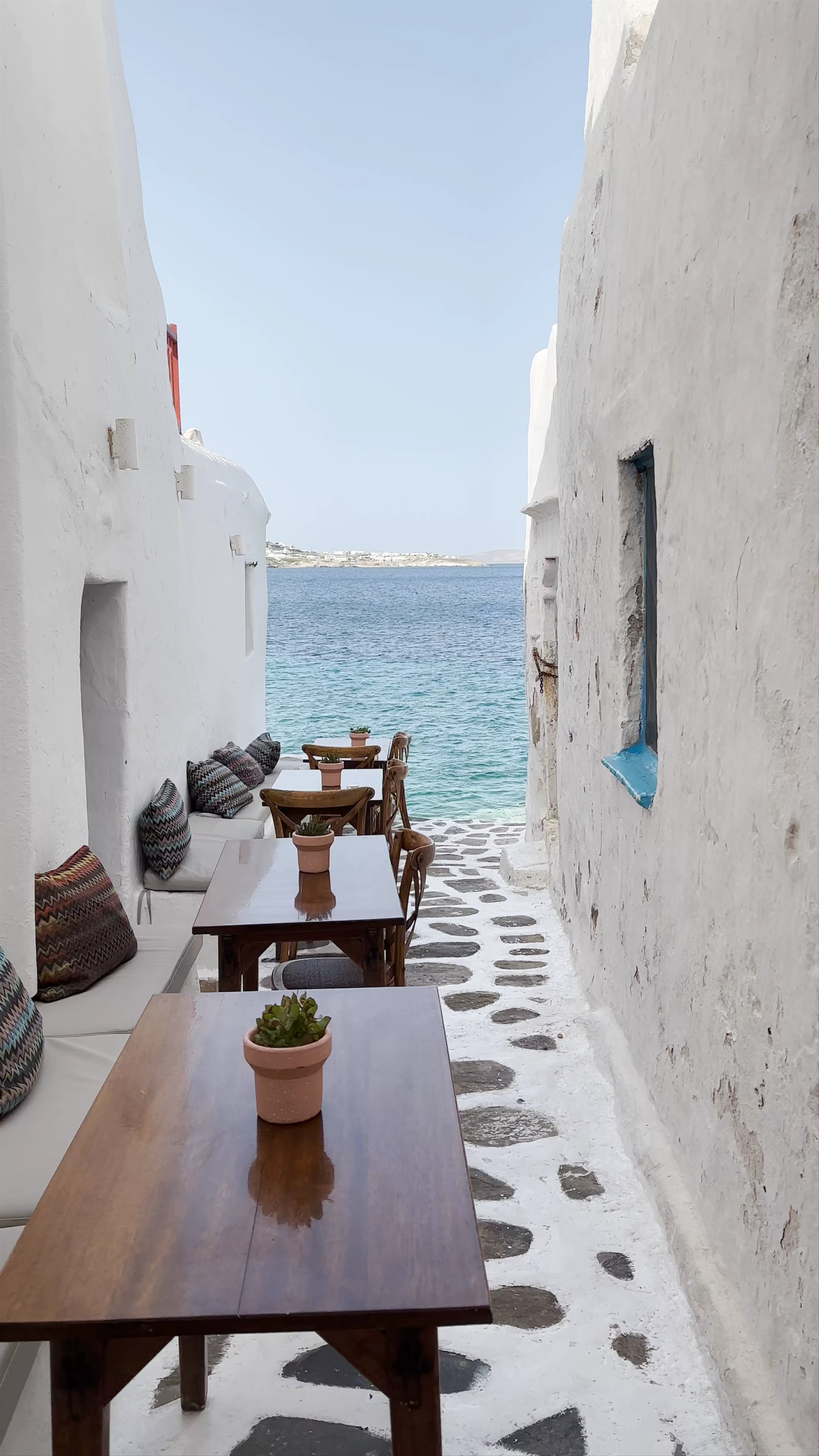 Kastro's Restaurant, Mikonos, Greece