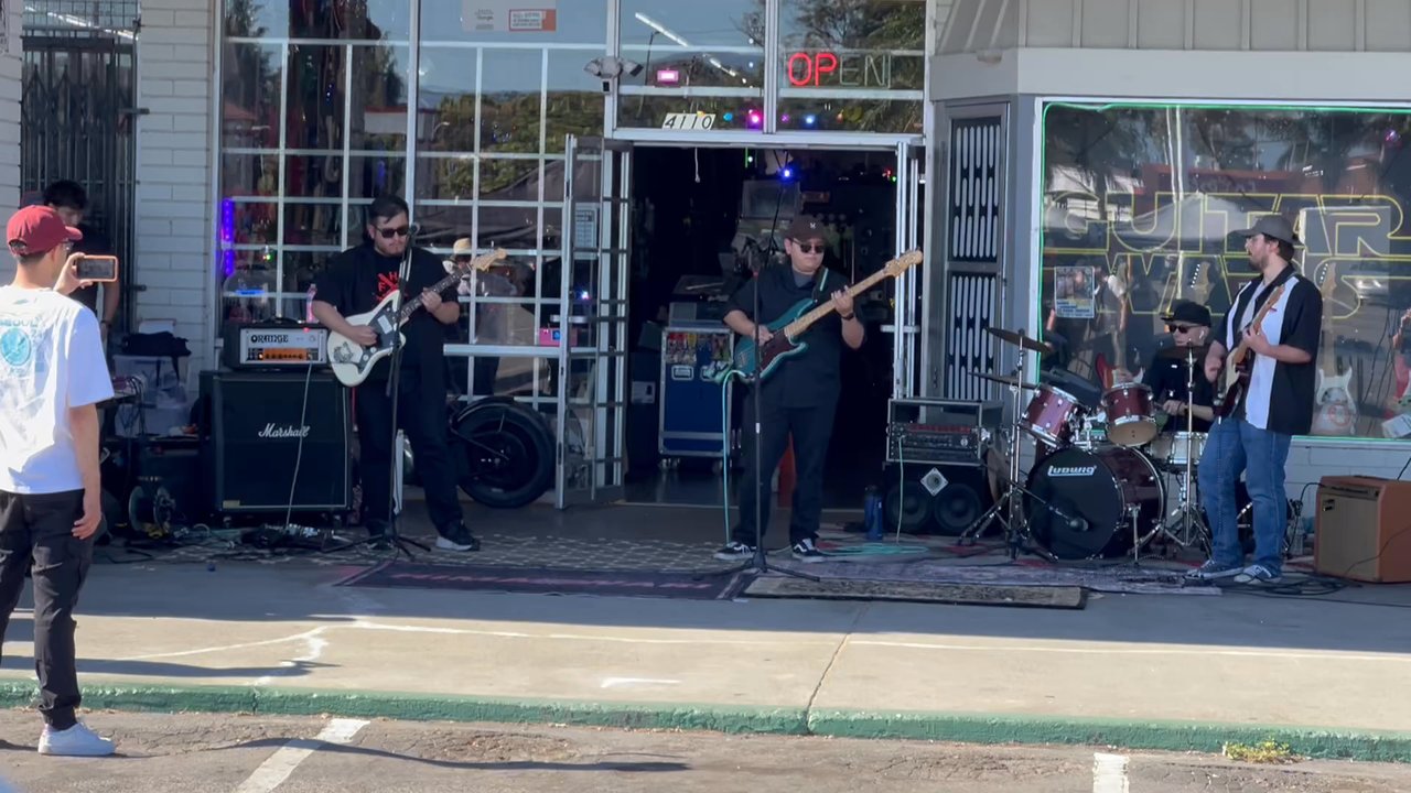 Guitar Wars - Their free markets !!! So sick !!! - Musical Instruments & Teachers Near Me - San Jose, California
