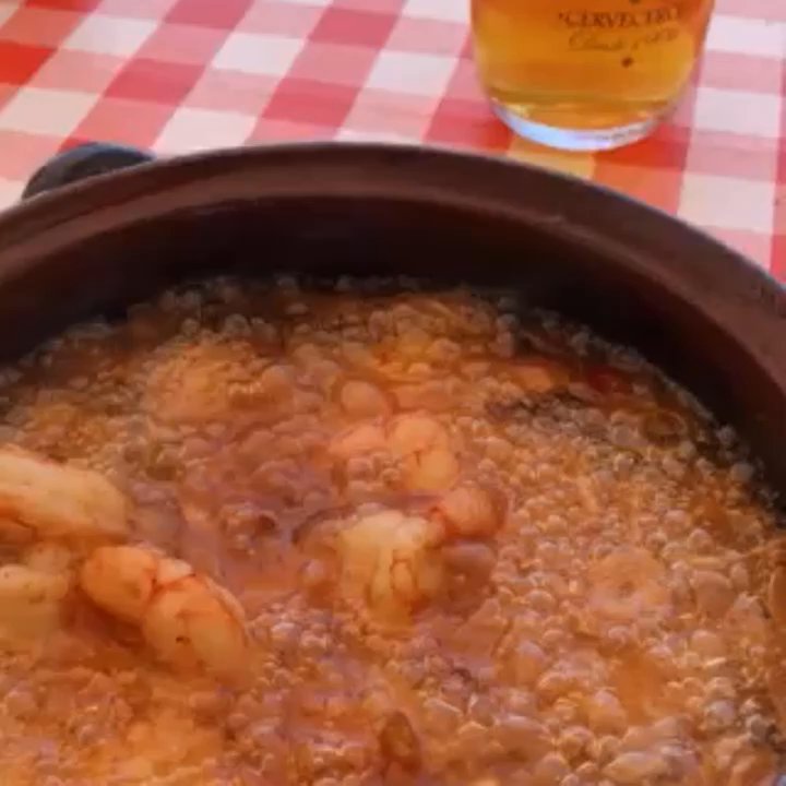 Kon-Tiki - Garnelen in Olivenöl mit Knoblauchscheiben. Prawns, cooked in olive oil with prawns. - Tapas/Small Plates Near Me - Calvià, PM