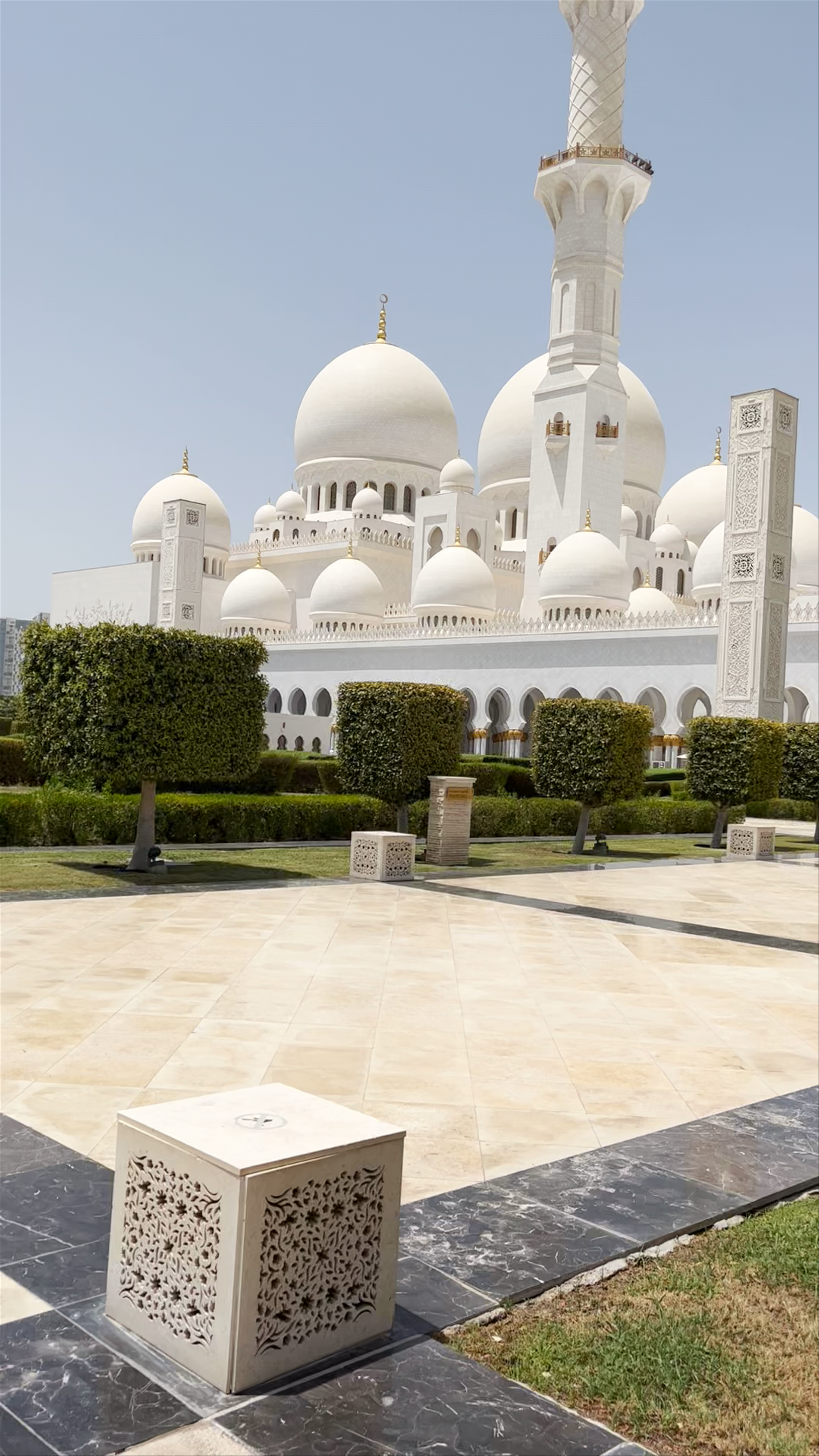 Sheikh Zayed Grand Mosque: Majestic Spiritual Icon of Abu Dhabi