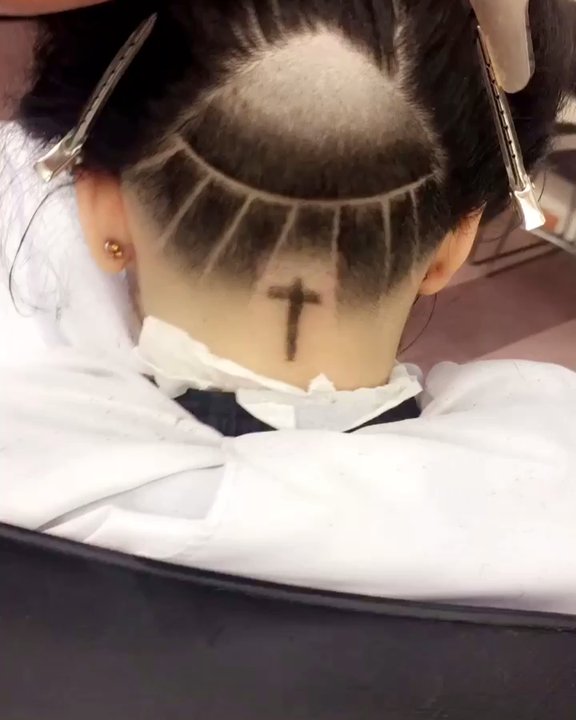 Midtown Cuts - LADIES, check us out for your next design - Barbers Near Me - Los Angeles, California