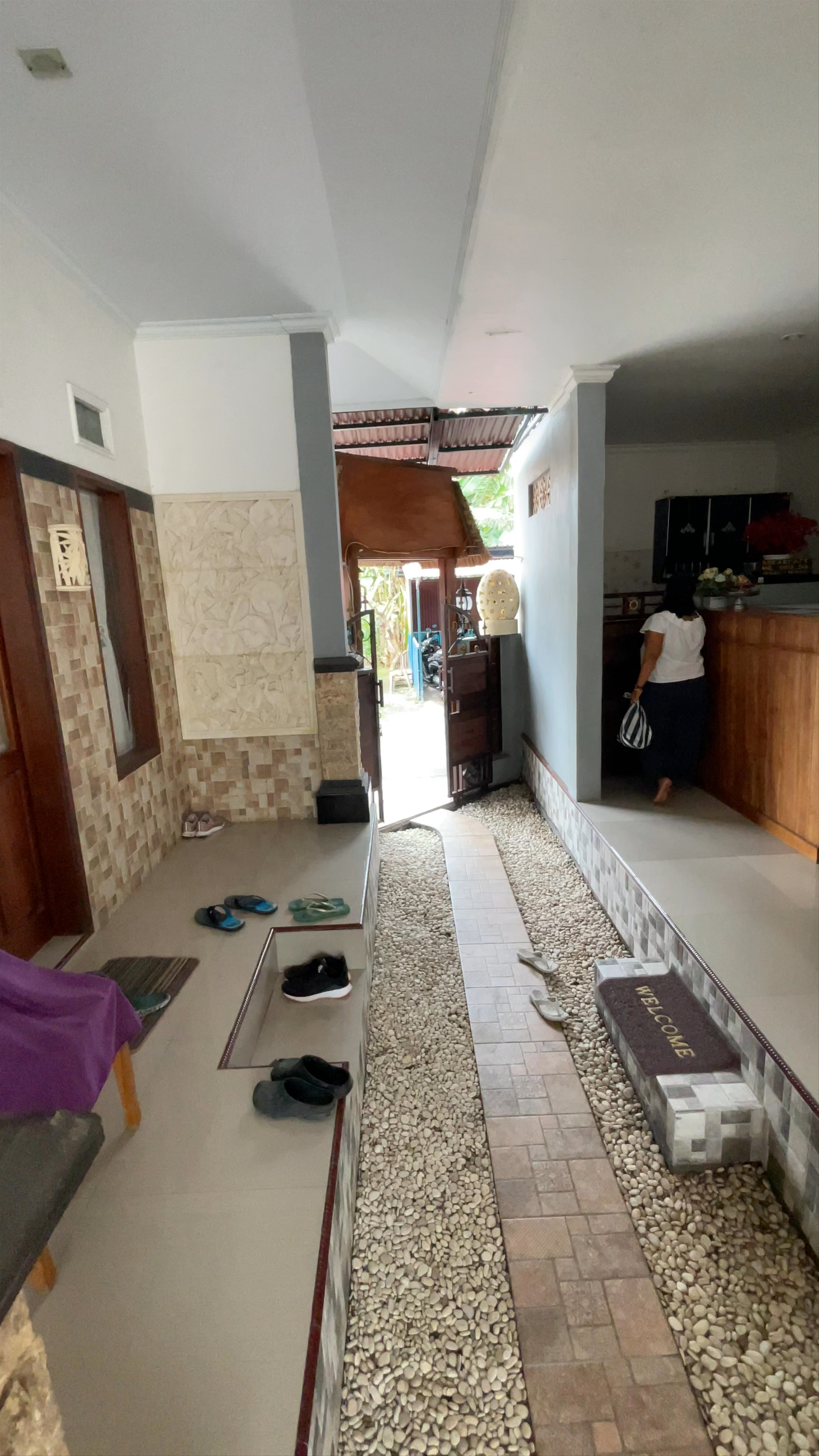 Inside Gedhong Hostel: Cozy Bali Retreat in Kutampi Kaler