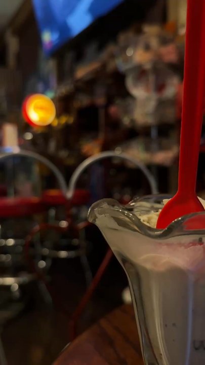 Savvy's Downtown Sweets - Ice Cream & Frozen Yogurt Near Me - Gilroy, California