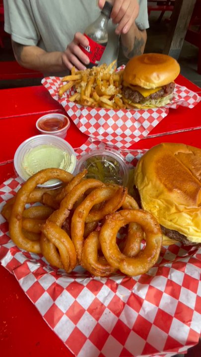 Little Matt's - The food here is absolutely awesome! Burger and onion rings were perfect, and man were those garlic fries good! Such a happy experience here - Burgers Near Me - Houston, Texas