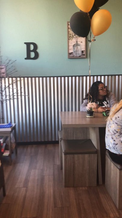 BeauTea Bubbles - Super cute decor! - Bubble Tea Near Me - Denver, Colorado
