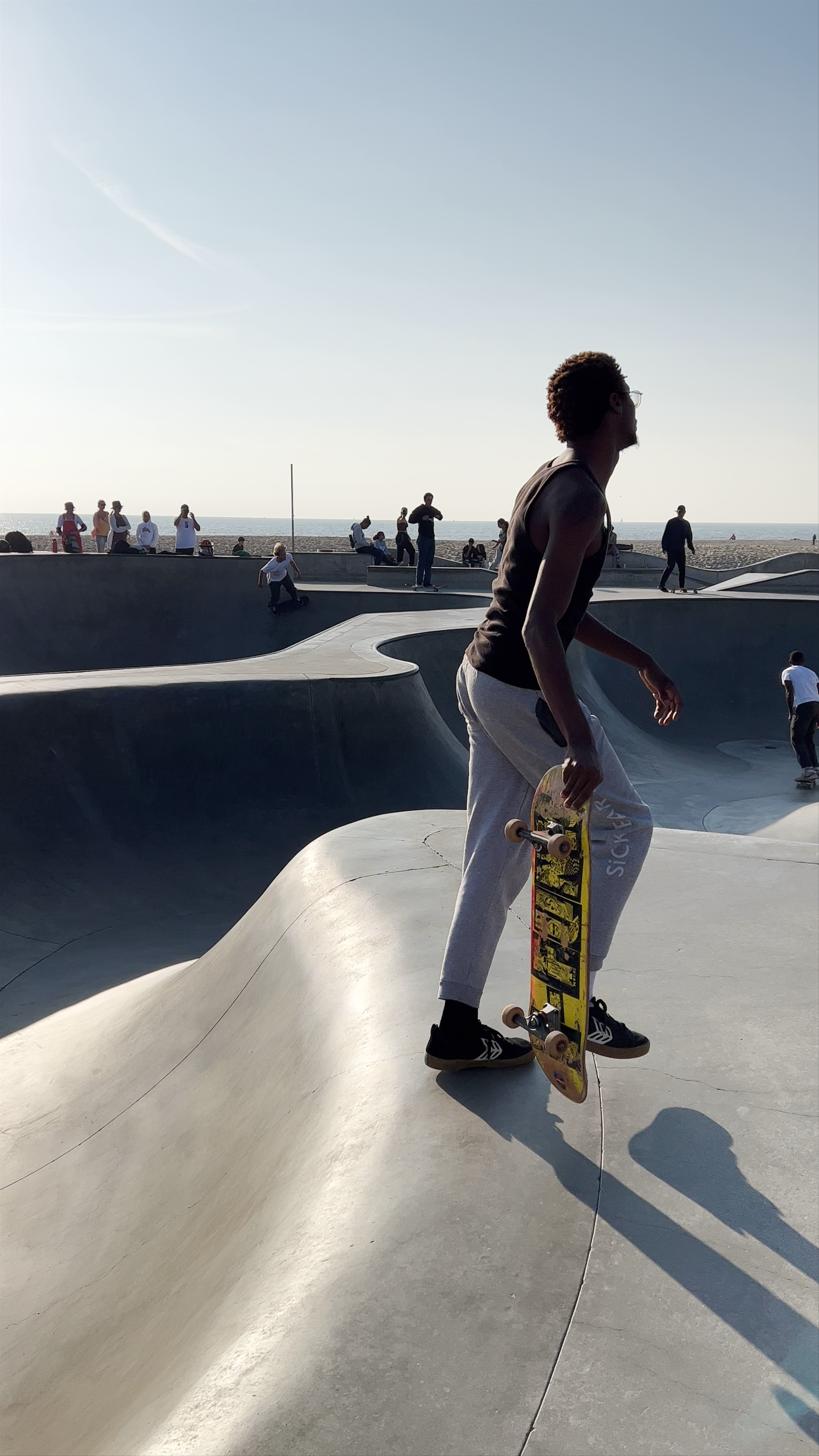 Venice Beach Skatepark: Sunset Skateboarding by the Ocean