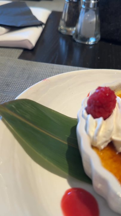 Latitudes - Jupiter Beach Resort - Creme brûlée - Seafood Near Me - Jupiter, Florida