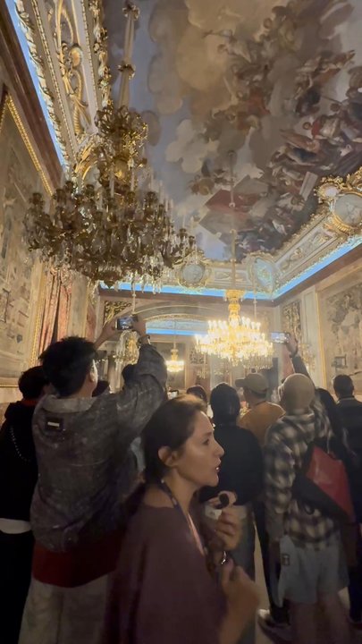 Palacio Real de Madrid - Landmarks & Historical Buildings Near Me - Madrid, M