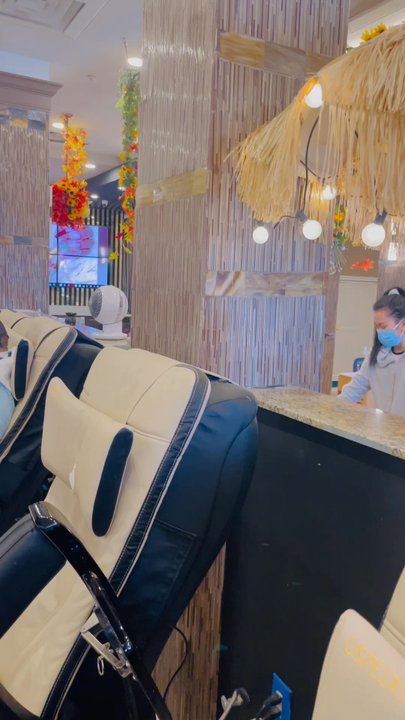 Expert Nails & Lounge - Nail Salons Near Me - Lake Jackson, Texas