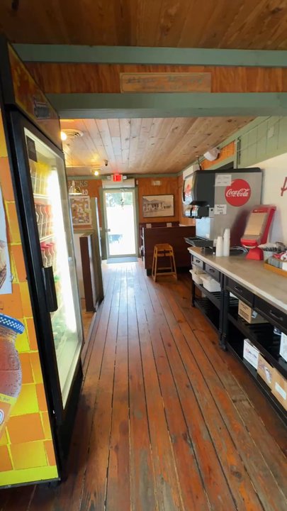 PepperJacks Subs - Inside - Ice Cream & Frozen Yogurt Near Me - Laurel, Maryland