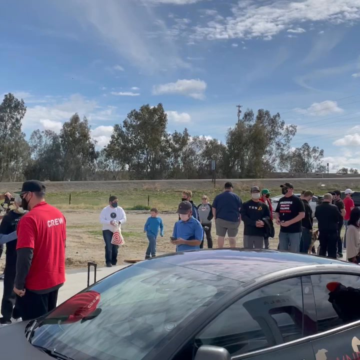 Tesla Supercharger - Firebaugh - First meet up wth Tesla Owners of Silicon Valley! Don't worry, everyone wore masks! ;) - EV Charging Stations Near Me - Firebaugh, California
