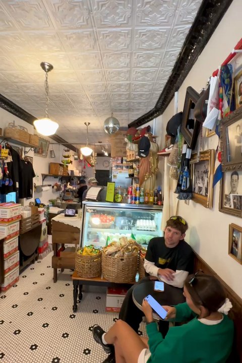Regina's Grocery - Interior - Italian Near Me - New York, New York