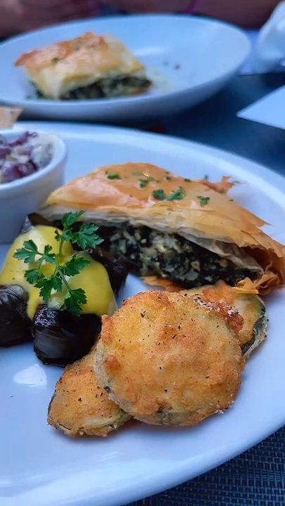 Nikanos - Happy hour apps - Greek Near Me - Ogunquit, Maine