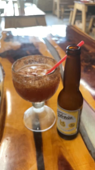 Volcanes Taqueria - Definitivamente una michelada al medio día en este calor es lo que necesita tras trabajar duro en las yardas. - Tacos Near Me - Grand Prairie, Texas