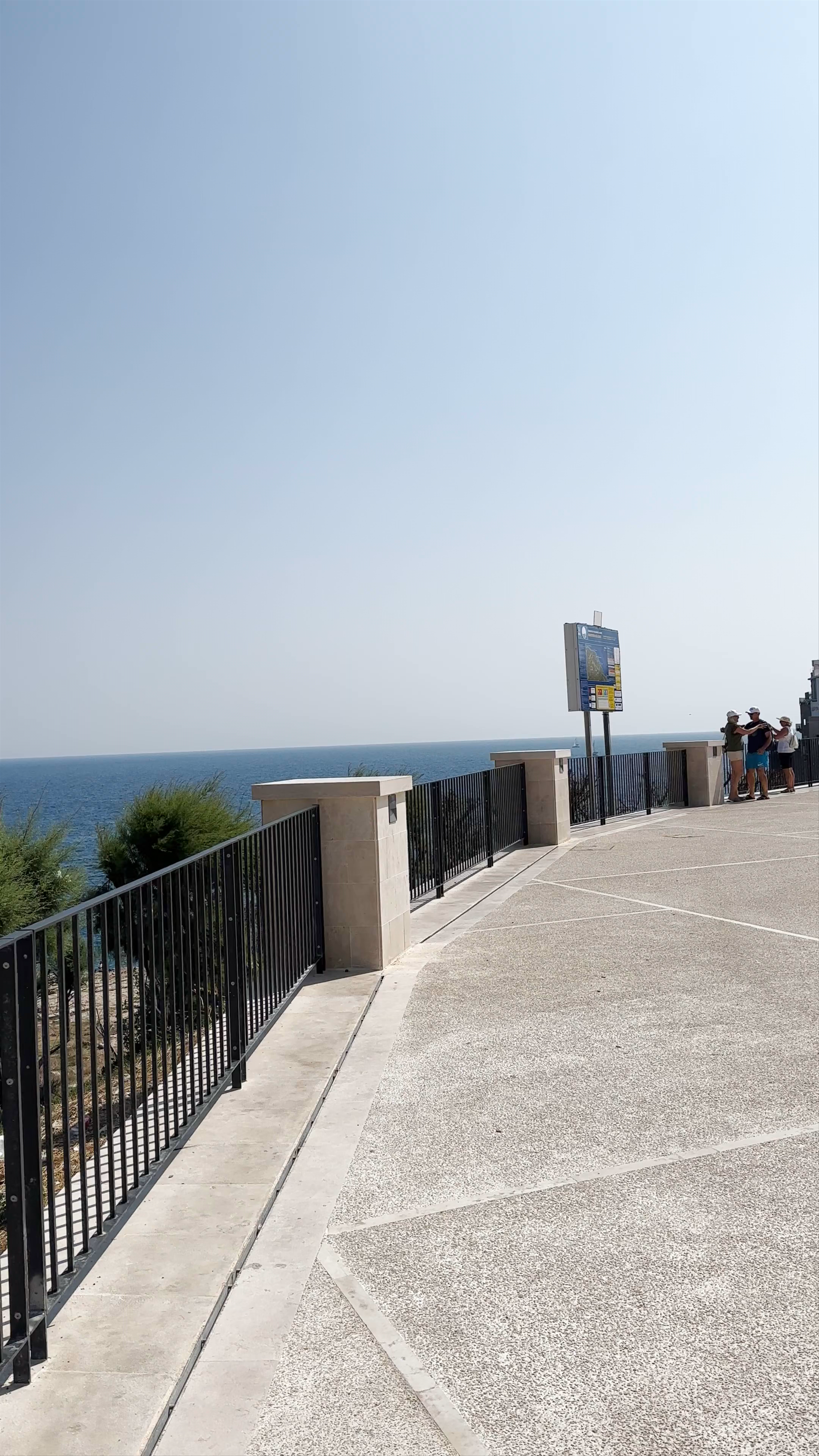 Scogliera del Lungomare Modugno