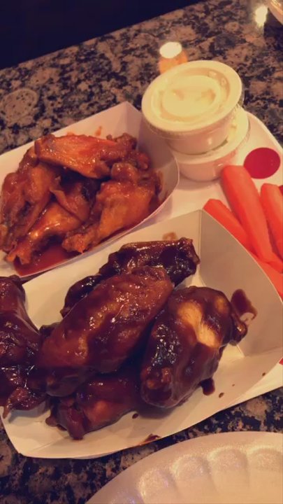 Long Wong's Dobson - Chicken Wings Near Me - Mesa, Arizona