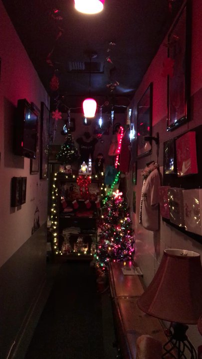 Sen Music Studios - Merry Christmas and Happy New Year!! - Musical Instruments & Teachers Near Me - Honolulu, Hawaii