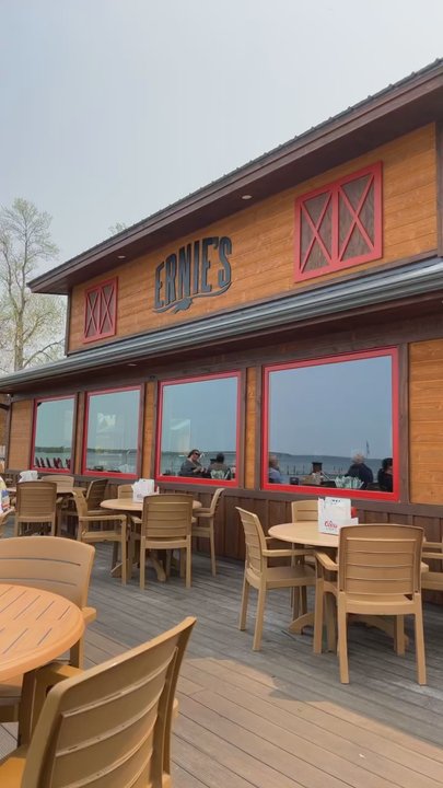 Ernie's On Gull - Outdoor seating and view - Bars Near Me - Brainerd, Minnesota